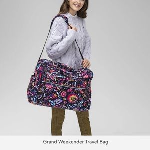 NWOT Vera Bradley Grand Weekender Travel Bag